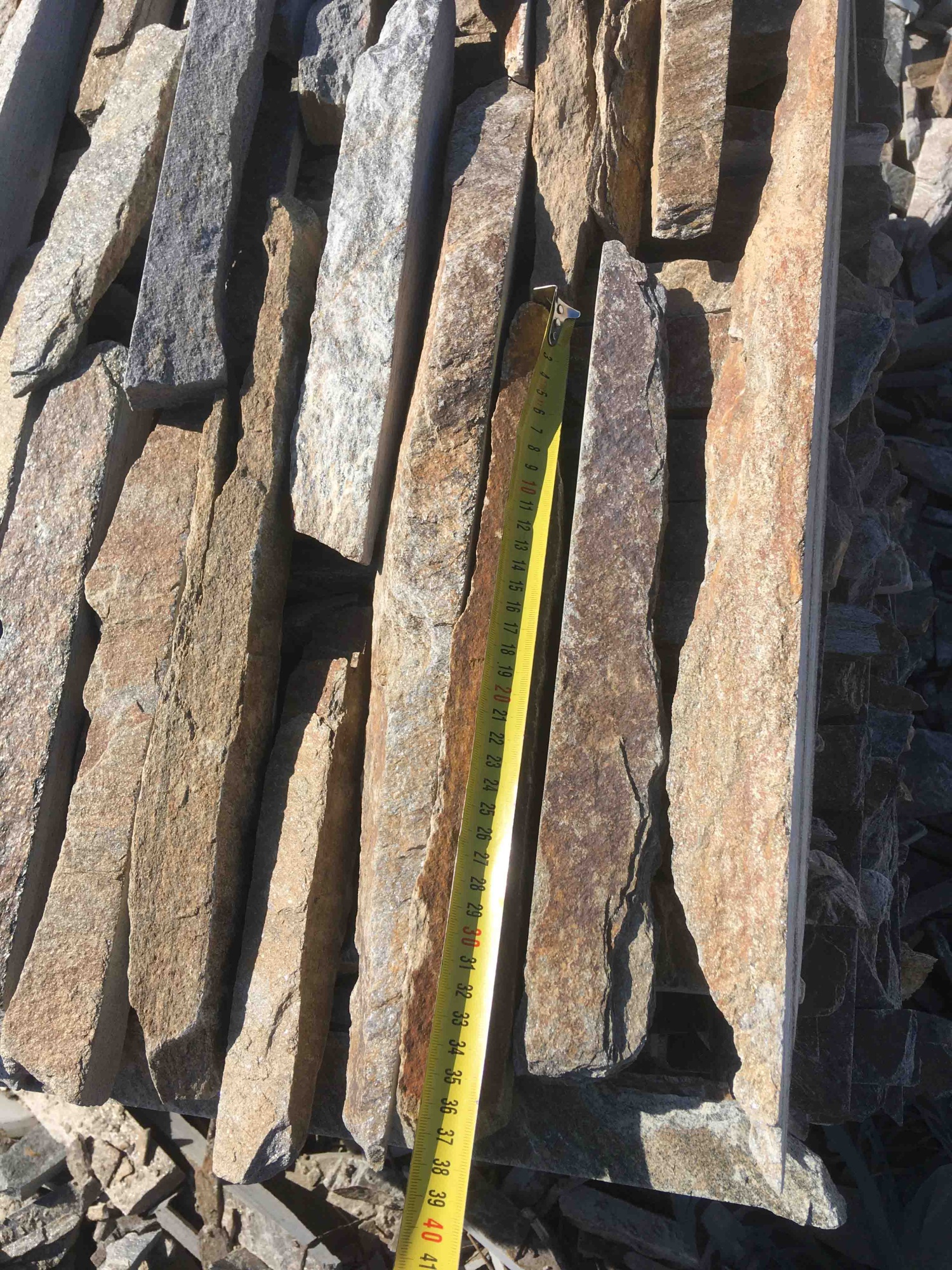 Горбушка златолит мультиколор для облицовки купить в Златоусте