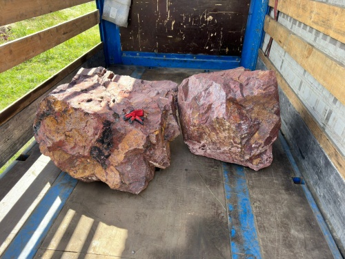 Ландшафтные глыбы красно-фиолетовые 200-1000 килограмм купить в Златоусте