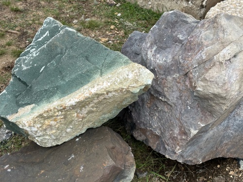 Камни для ландшафтного дизайна зелёные 10-60 килограмм купить в Златоусте