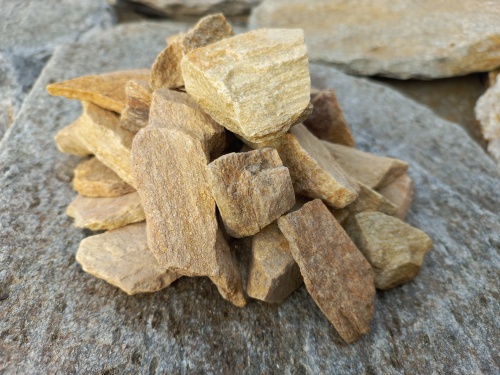 Златолит жёлтый декоративная каменная крошка купить в Златоусте