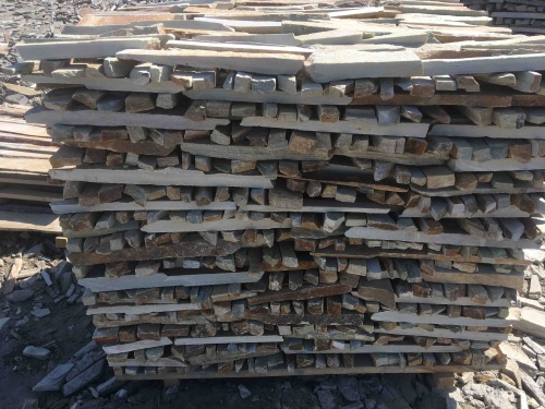 Горбушка златолит золотистый для облицовки купить в Златоусте