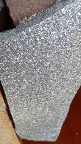 Плитняк златолит серебристый для цоколя, отмостки купить в Златоусте