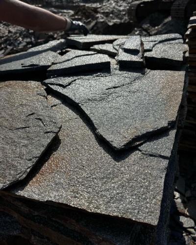 Плитняк златолит серебристый для фасада купить в Златоусте