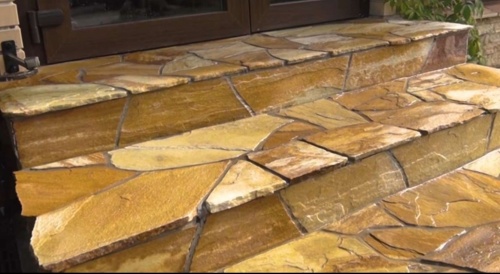 Плитняк златолит жёлтый золотистый для отмостки купить в Златоусте