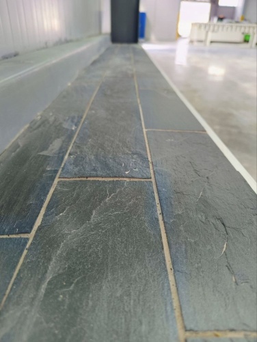 Плитка чёрная из натурального камня фасадная 30 см * 5 см, толщина 7 мм -30 мм купить в Златоусте